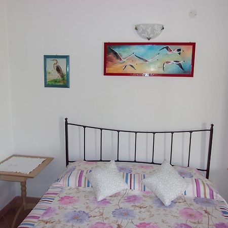 Artistika Golden Apartment Capitana Luaran gambar