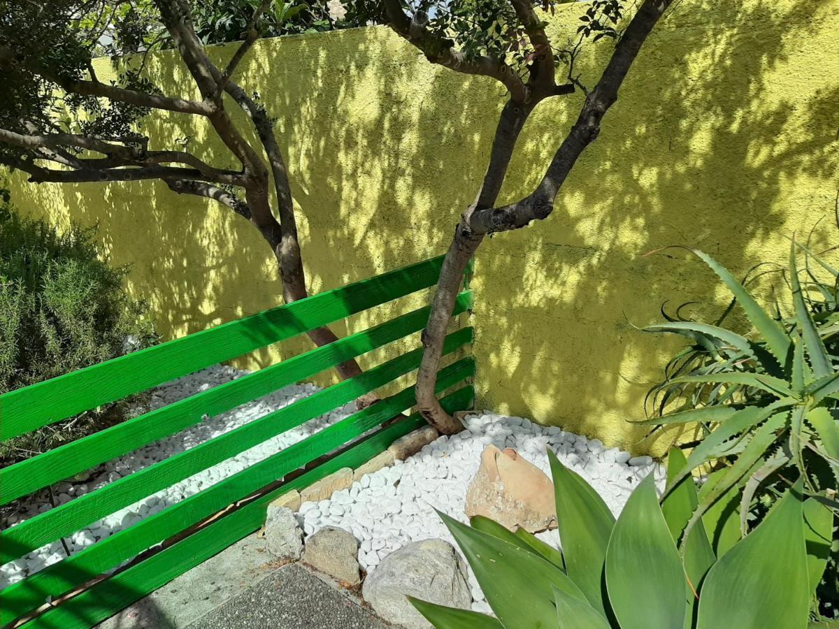 Artistika Golden Apartment Capitana Luaran gambar