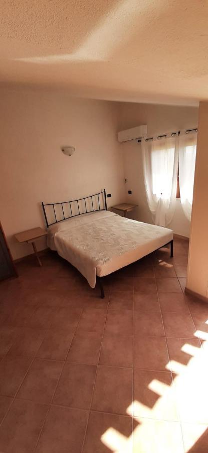 Artistika Golden Apartment Capitana Luaran gambar